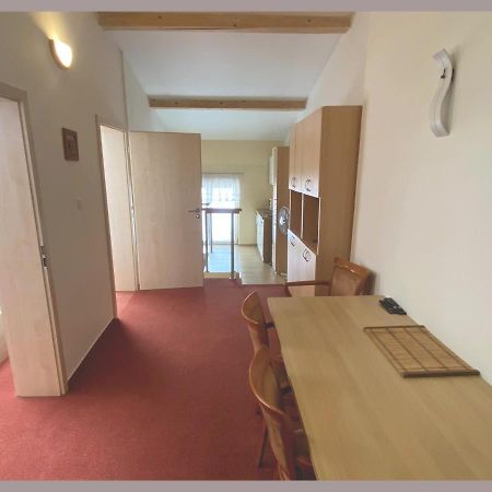 Apartmany Tiva Ostrava Bagian luar foto
