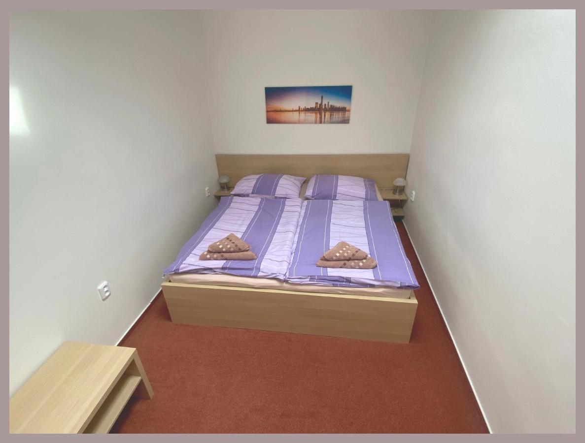 Apartmany Tiva Ostrava Bagian luar foto